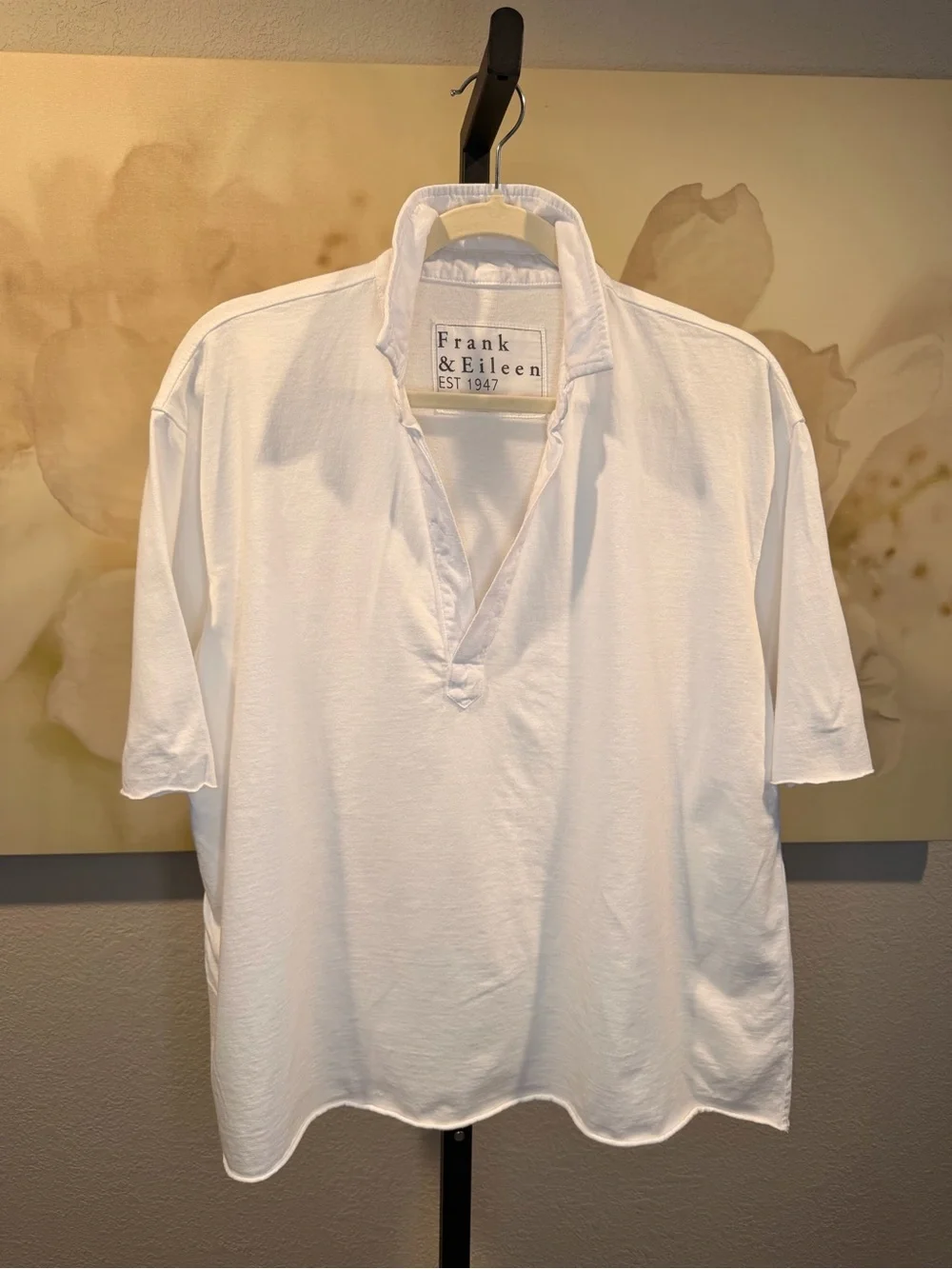 🆕 Frank & Eileen Patty Short-Sleeve Popover Henley in white - Picture 6 of 8